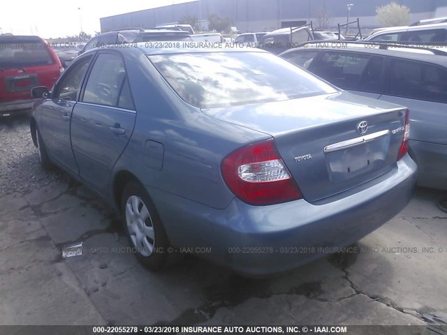 4T1BE32K03U751473 - 2003 TOYOTA CAMRY LE/XLE/SE BLUE photo 3