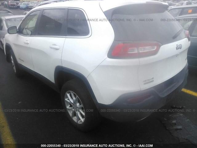 1C4PJMCS1GW188907 - 2016 JEEP CHEROKEE LATITUDE WHITE photo 3