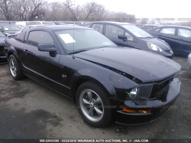 1ZVFT82H665224370 - 2006 FORD MUSTANG GT BLACK photo 1
