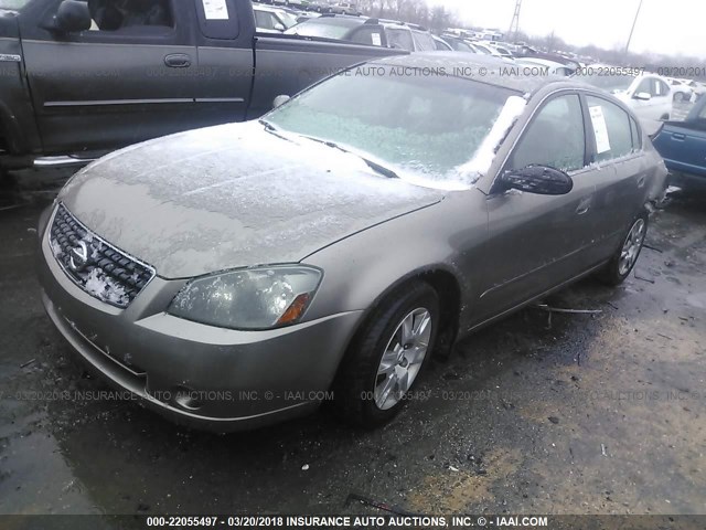 1N4AL11D55C207286 - 2005 NISSAN ALTIMA S/SL GOLD photo 2