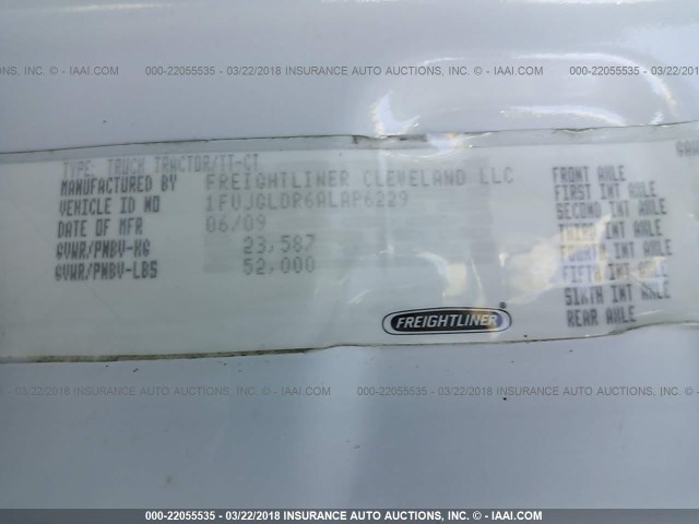 1FUJGLDR6ALAP6229 - 2010 FREIGHTLINER CASCADIA 125  WHITE photo 10