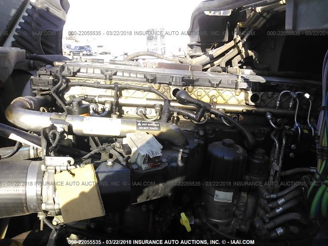 1FUJGLDR6ALAP6229 - 2010 FREIGHTLINER CASCADIA 125  WHITE photo 9