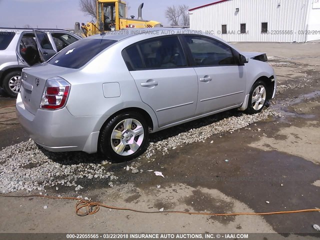 3N1AB61E68L751827 - 2008 NISSAN SENTRA 2.0/2.0S/2.0SL SILVER photo 4