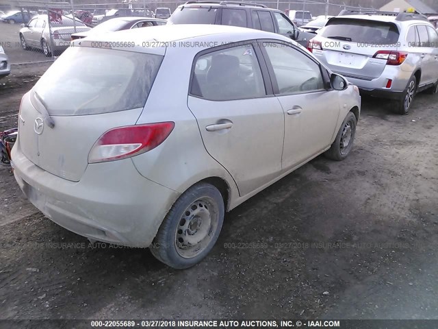 JM1DE1KY4E0184345 - 2014 MAZDA MAZDA2 SPORT SILVER photo 4