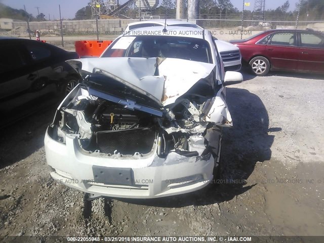 KL1TD5DE5BB147482 - 2011 CHEVROLET AVEO LS/LT WHITE photo 6