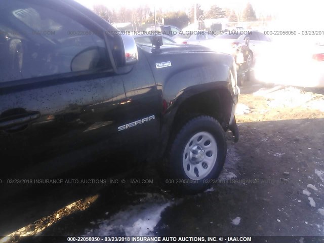 1GTSKWE32AZ140122 - 2010 GMC SIERRA K1500 SLT BLACK photo 6