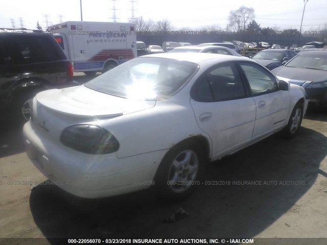 1G2WK52J82F210678 - 2002 PONTIAC GRAND PRIX SE WHITE photo 4