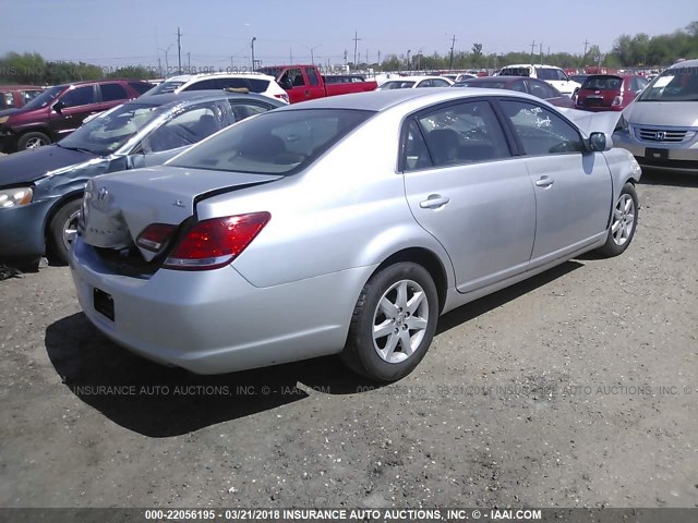 4T1BK36B37U252434 - 2007 TOYOTA AVALON XL/XLS/TOURING/LIMITED SILVER photo 4