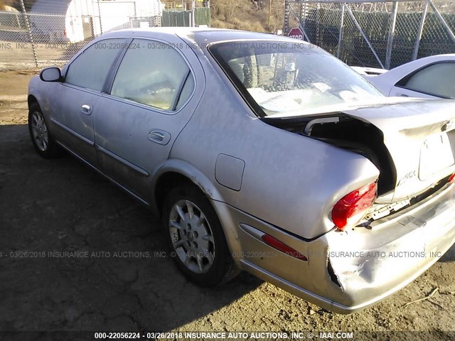 JN1CA31D6YT749623 - 2000 NISSAN MAXIMA GLE/GXE/SE GRAY photo 3