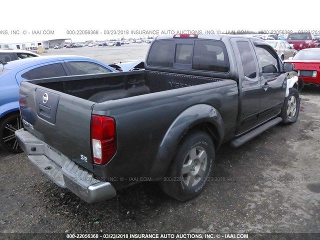 1N6AD06UX7C409132 - 2007 NISSAN FRONTIER KING CAB LE/SE/OFF ROAD GRAY photo 4