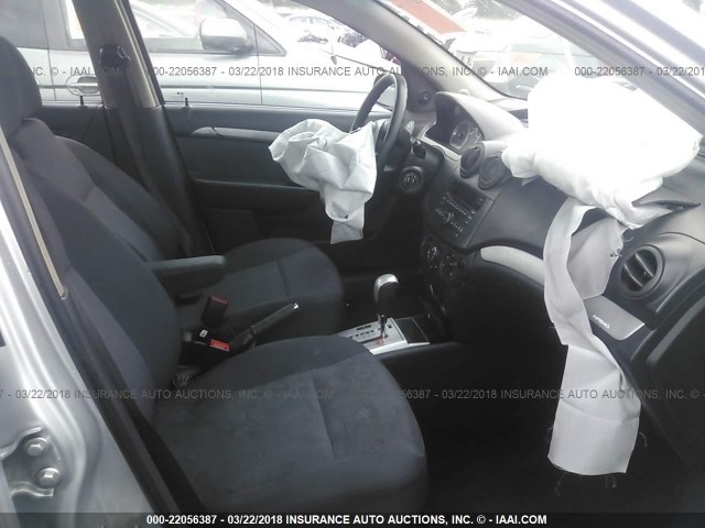 KL1TD5DE8BB165362 - 2011 CHEVROLET AVEO LS/LT 银色 照片 5