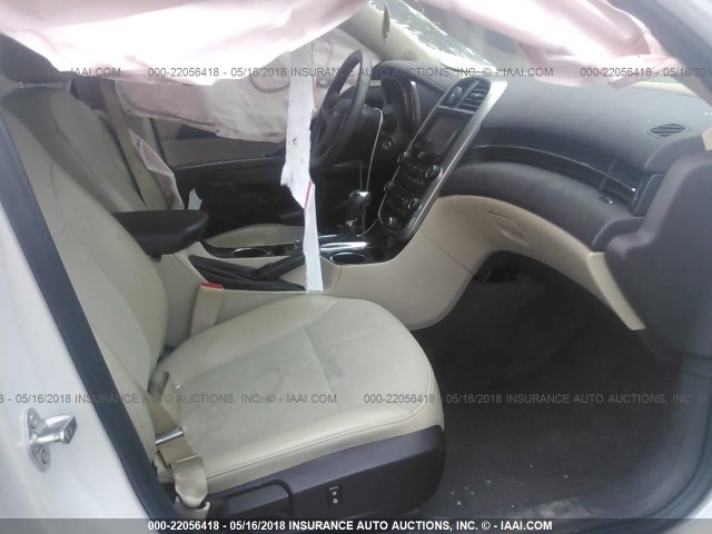 1G11C5SL9FU152482 - 2015 CHEVROLET MALIBU 1LT WHITE photo 5