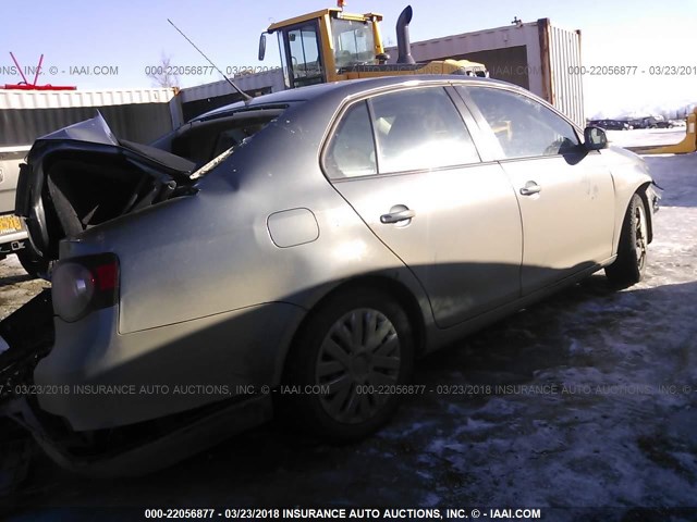 3VWJZ7AJ6AM004317 - 2010 VOLKSWAGEN JETTA S 灰色 照片 4