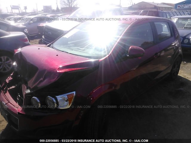 1G1JA6SH8C4156350 - 2012 CHEVROLET SONIC LS 栗色 照片 2