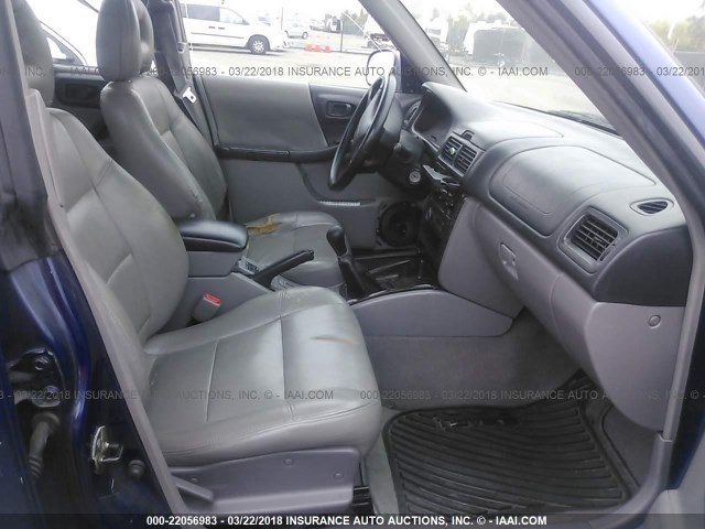 JF1SF65522G709737 - 2002 SUBARU FORESTER S BLUE photo 5