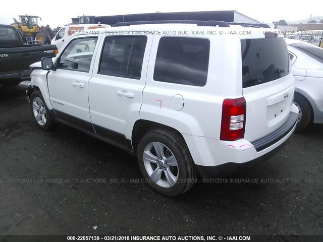 1J4NT1GA7BD205063 - 2011 JEEP PATRIOT SPORT WHITE photo 3