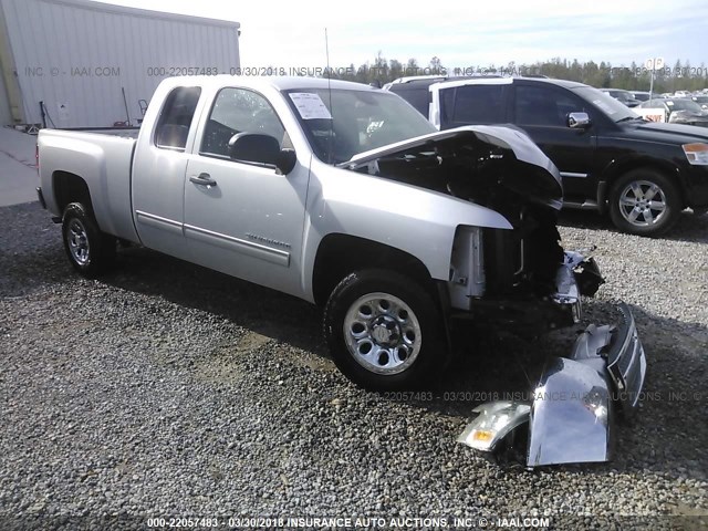 1GCRCREA0CZ225006 - 2012 CHEVROLET SILVERADO C1500  LS SILVER photo 1