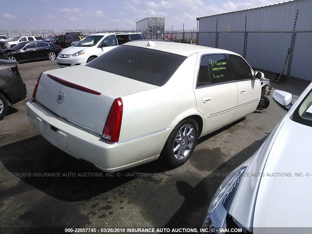 1G6KD5EY0AU133430 - 2010 CADILLAC DTS LUXURY COLLECTION WHITE photo 4