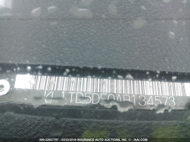 KL1TD5DE0AB134573 - 2010 CHEVROLET AVEO LS/LT 银色 照片 9