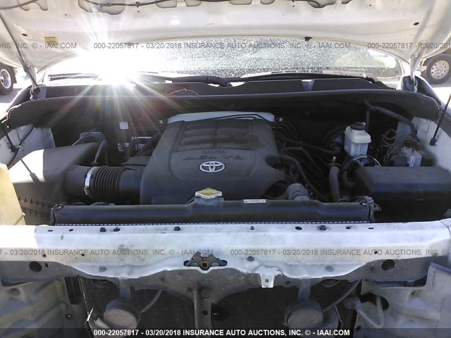 5TFRM5F1XBX026088 - 2011 TOYOTA TUNDRA DOUBLE CAB SR5 WHITE photo 10
