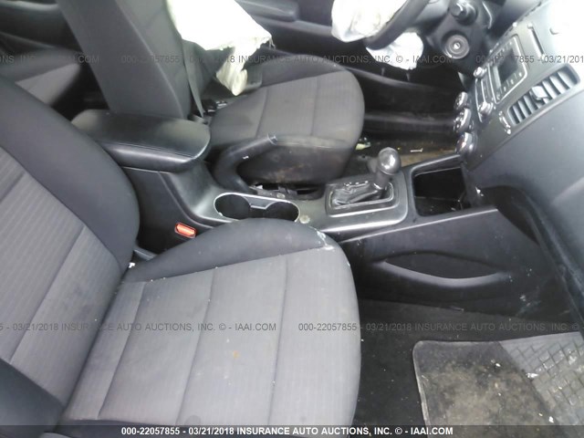 KNAFX4A62E5109681 - 2014 KIA FORTE LX BROWN photo 5