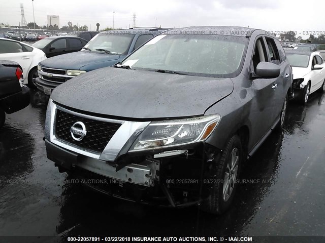 5N1AR2MN9FC610106 - 2015 NISSAN PATHFINDER S/SV/SL/PLATINUM 灰色 照片 2