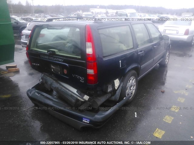 YV1LZ56D5Y2672608 - 2000 VOLVO V70 XC/SE BLUE photo 4