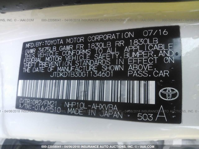 JTDKDTB30G1134601 - 2016 TOYOTA PRIUS C WHITE photo 9