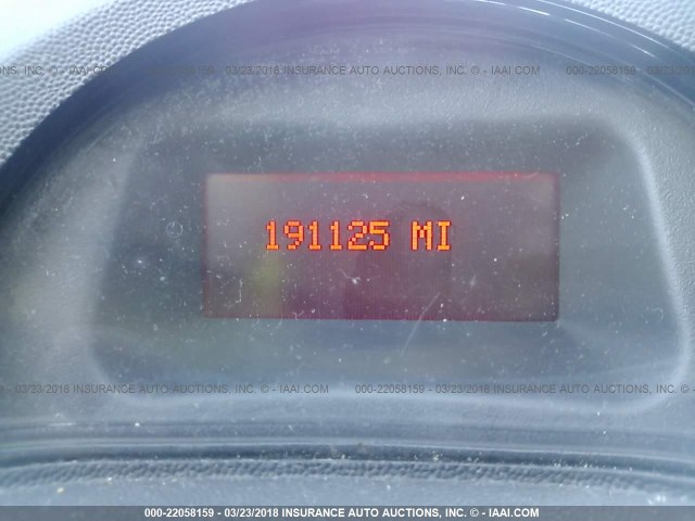 2G2WR554661199503 - 2006 PONTIAC GRAND PRIX GT WHITE photo 7