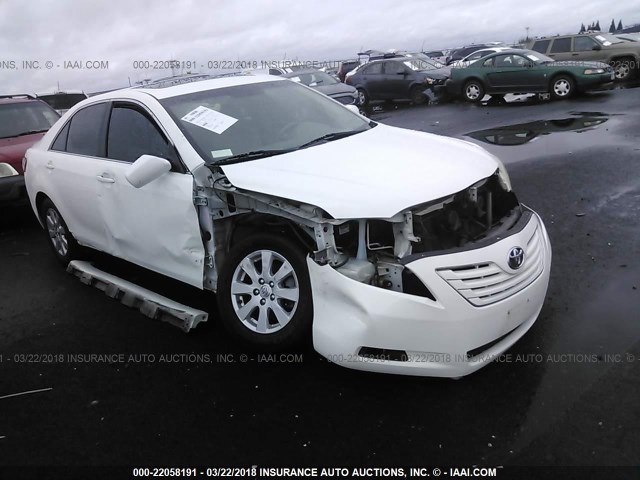 4T1BE46K28U792260 - 2008 TOYOTA CAMRY CE/LE/XLE/SE WHITE photo 1