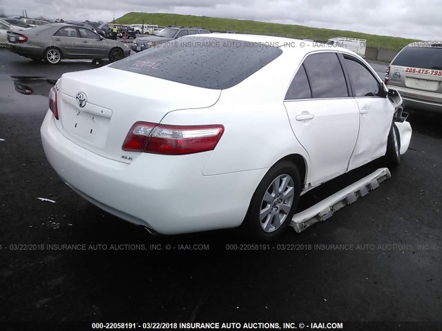 4T1BE46K28U792260 - 2008 TOYOTA CAMRY CE/LE/XLE/SE WHITE photo 4