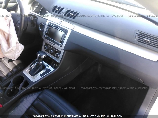 WVWMP7AN6AE545916 - 2010 VOLKSWAGEN CC SPORT SILVER photo 5