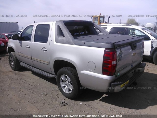 3GNEC12037G176621 - 2007 CHEVROLET AVALANCHE C1500 SILVER photo 3