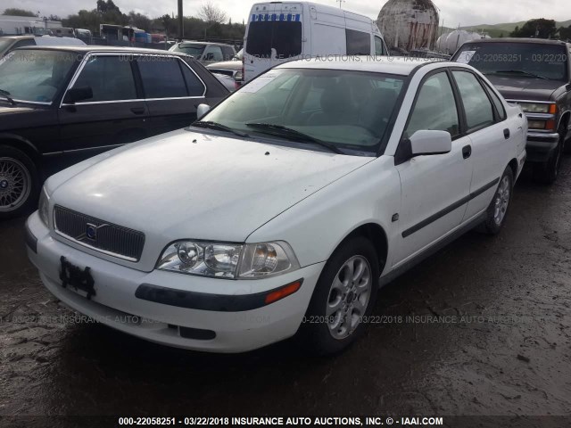 YV1VS29552F852736 - 2002 VOLVO S40 1.9T WHITE photo 2