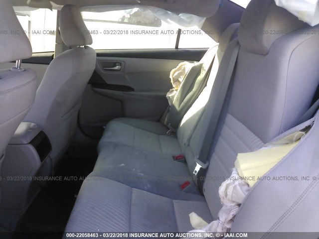4T4BF1FK1FR451575 - 2015 TOYOTA CAMRY LE/XLE/SE/XSE Weiß Foto 8