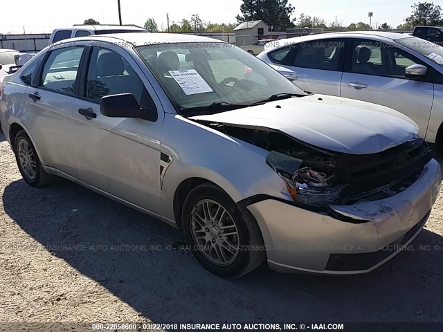 1FAHP35N58W172656 - 2008 FORD FOCUS SE/SEL/SES SILVER photo 1