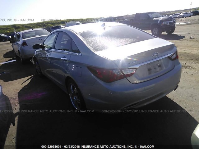 5NPEC4ACXBH139720 - 2011 HYUNDAI SONATA SE/LIMITED SILVER photo 3