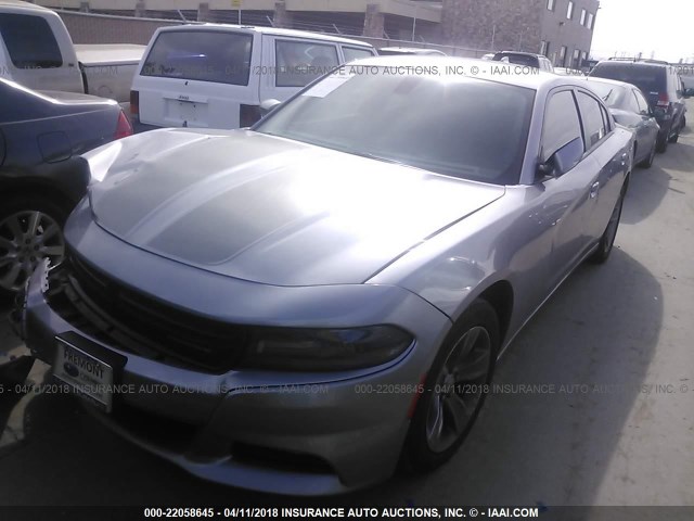 2C3CDXHG2GH154134 - 2016 DODGE CHARGER SXT SILVER photo 2