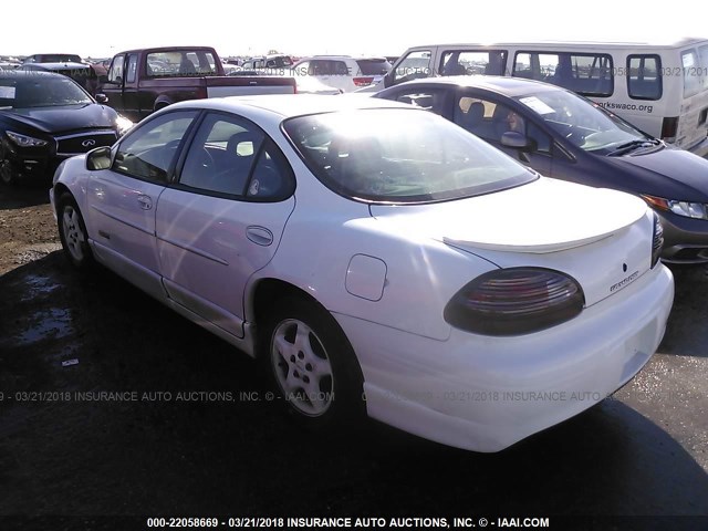 1G2WP5219WF322445 - 1998 PONTIAC GRAND PRIX GTP WHITE photo 3