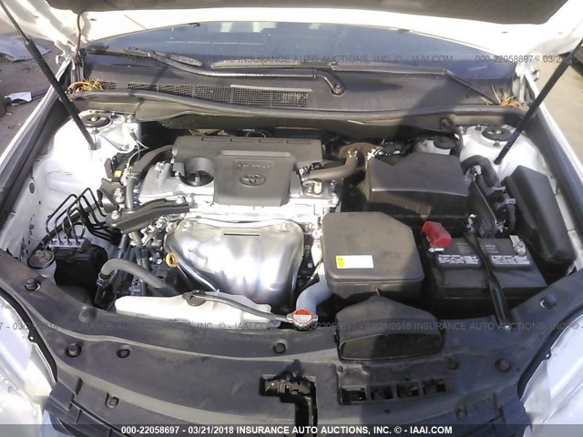4T4BF1FK9GR566832 - 2016 TOYOTA CAMRY LE/XLE/SE/XSE WHITE photo 10
