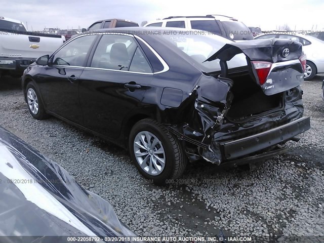 4T1BF1FK8FU901118 - 2015 TOYOTA CAMRY LE/XLE/SE/XSE Schwarz Foto 3
