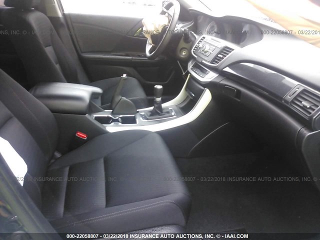 1HGCR2E58FA087332 - 2015 HONDA ACCORD SPORT 黑色 照片 5