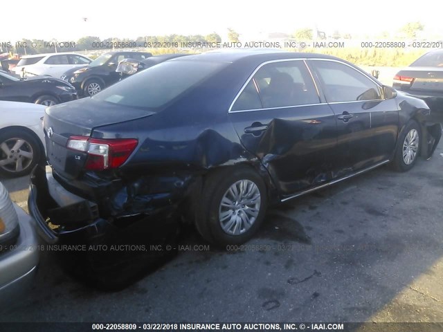4T4BF1FK4ER415278 - 2014 TOYOTA CAMRY L/SE/LE/XLE GRAY photo 4