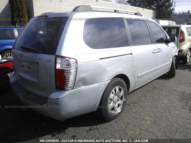 KNDMB233566080379 - 2006 KIA SEDONA EX/LX SILVER photo 4