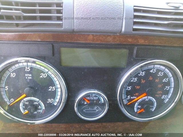 3AKJGLD59ESFU6499 - 2014 FREIGHTLINER CASCADIA 125  GREEN photo 6