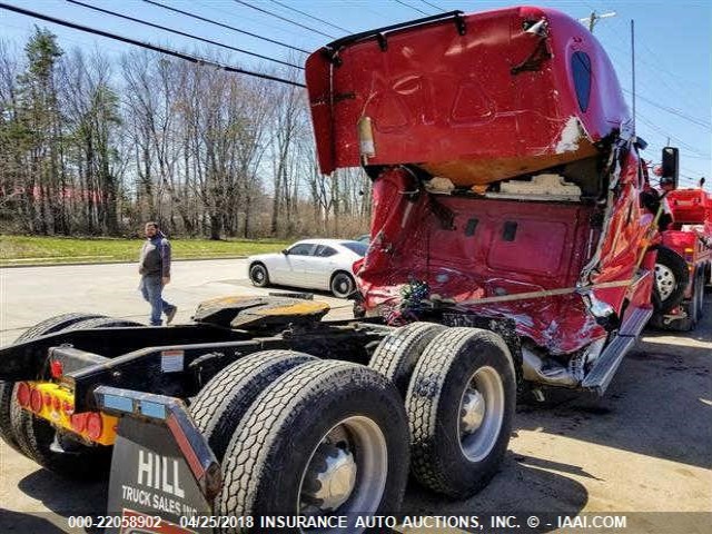 1FUJGLBG0CLBC8227 - 2012 FREIGHTLINER CASCADIA 125  RED photo 3