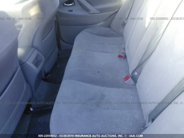 4T4BF3EK8BR179730 - 2011 TOYOTA CAMRY SE/LE/XLE Серый фото 8