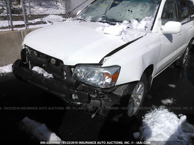 JTEEW21A460021865 - 2006 TOYOTA HIGHLANDER HYBRID WHITE photo 6