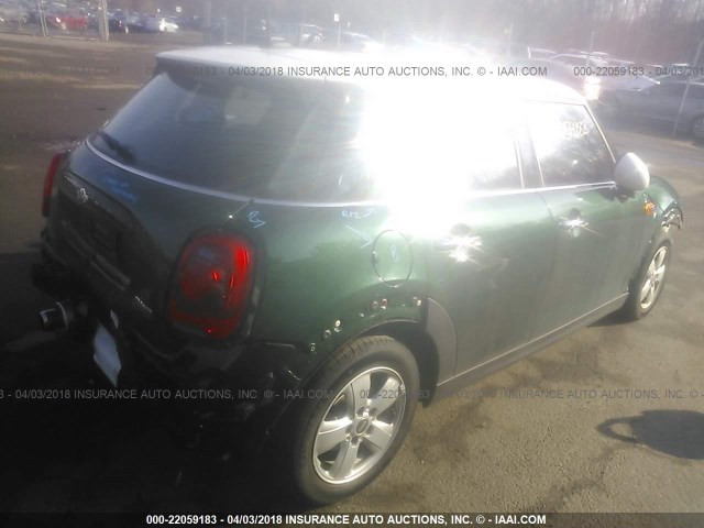 WMWXU1C56J2F79467 - 2018 MINI COOPER GREEN photo 4