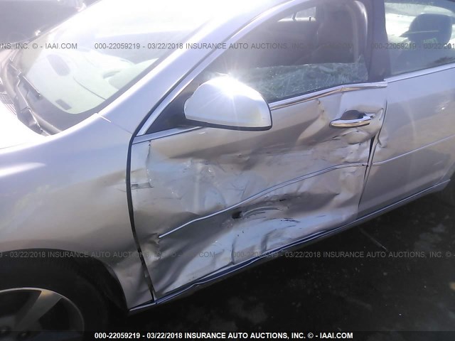 1G1ZC5EUXCF122611 - 2012 CHEVROLET MALIBU 1LT SILVER photo 6